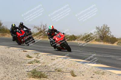 media/Mar-28-2022-Superbike Trackdays (Mon) [[b8603d0f67]]/Open Track Time/Turn 3 Inside/